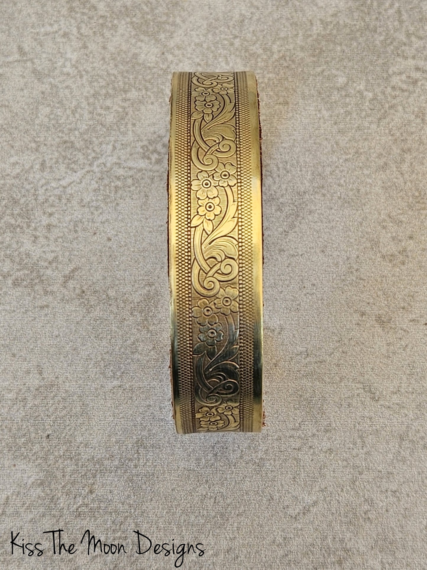 Brass Scrolled 3 Flower Cuff Bracelet