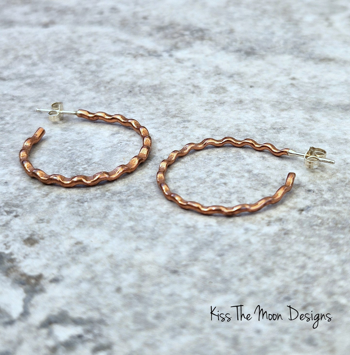 Copper Small Wave Pattern Hoop Earrings