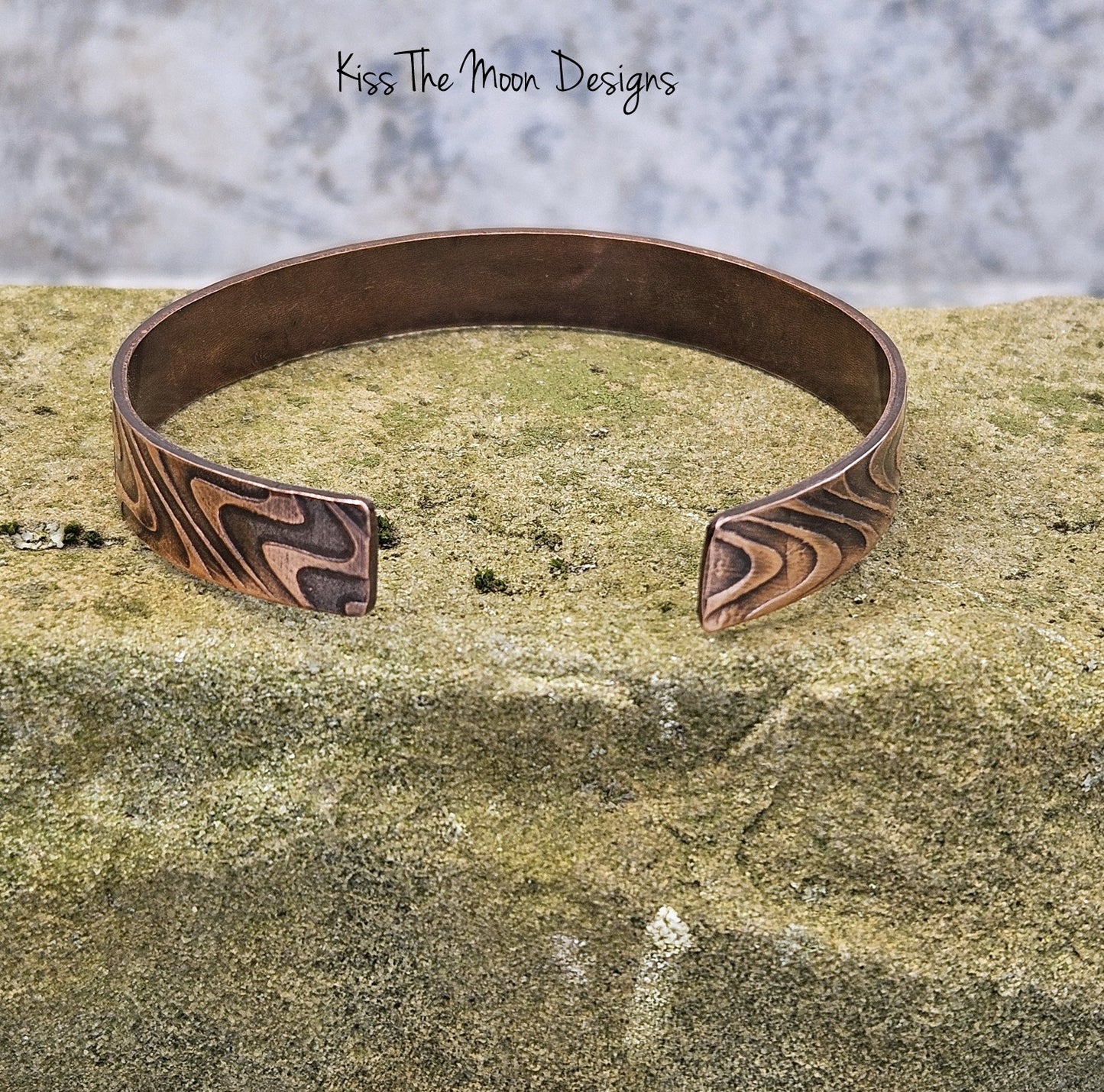 Patterned Copper Bracelet- Horizontal Wavy Pattern