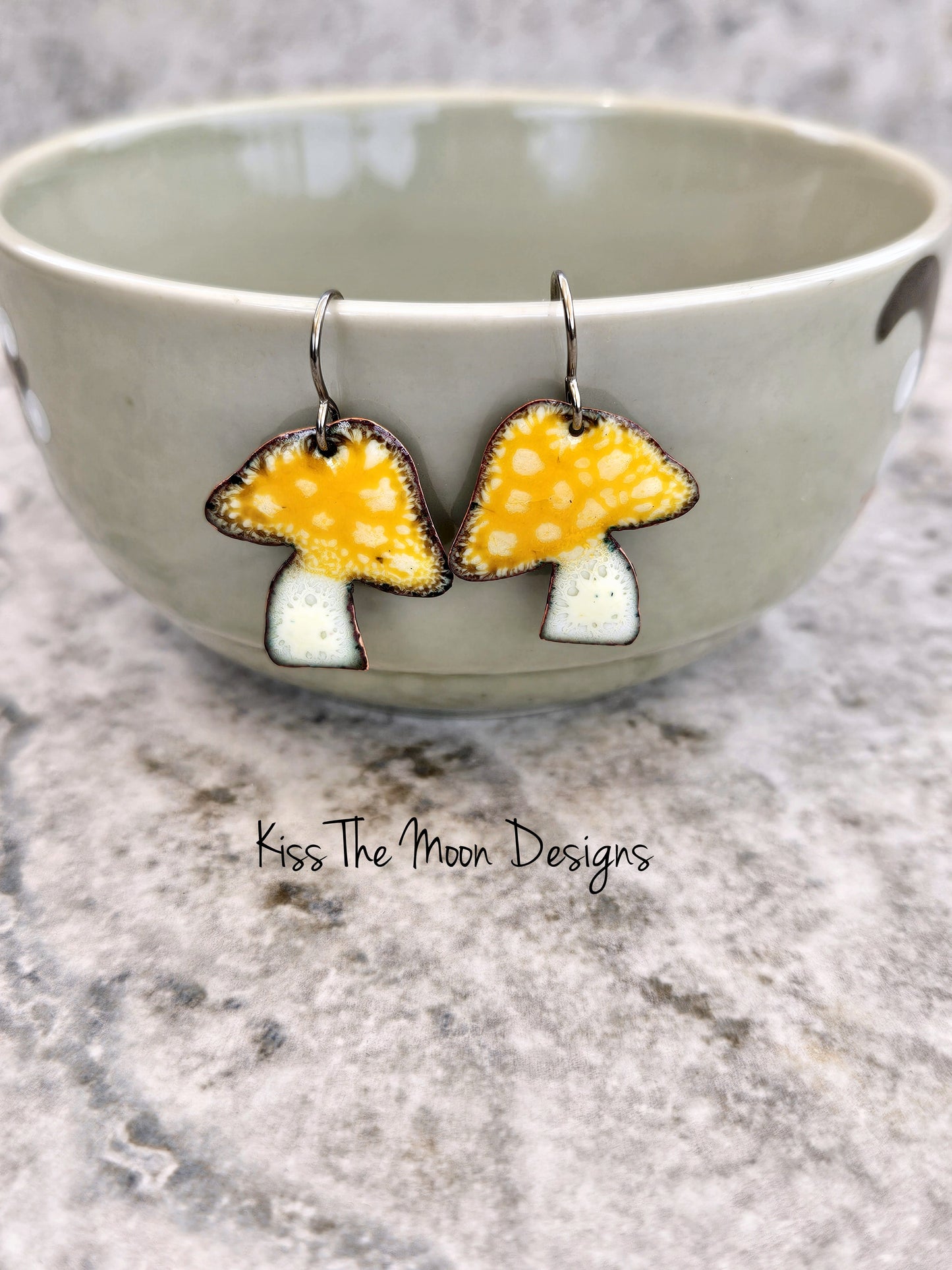 Crackle Enamel Mushroom Earrings- Yellow